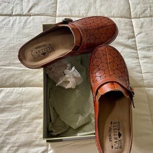 NIB L'ATISTET women’s  Perforated Leather Slip-Ons